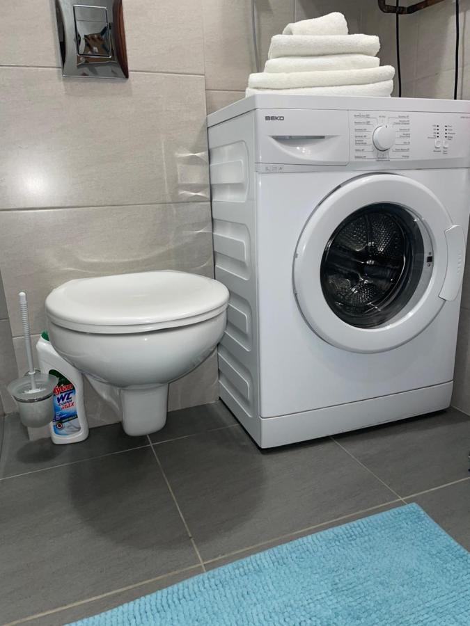 Grojec  Komfortowe Studio 52 M2 W Centrum Grojca المظهر الخارجي الصورة